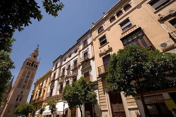 Cathedral Apartment Welcome Wheelchairs 6 Pax Sevilla Exteriör bild