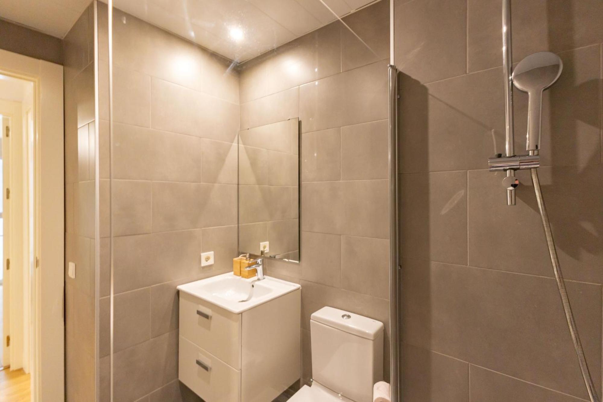 Cathedral Apartment Welcome Wheelchairs 6 Pax Sevilla Exteriör bild