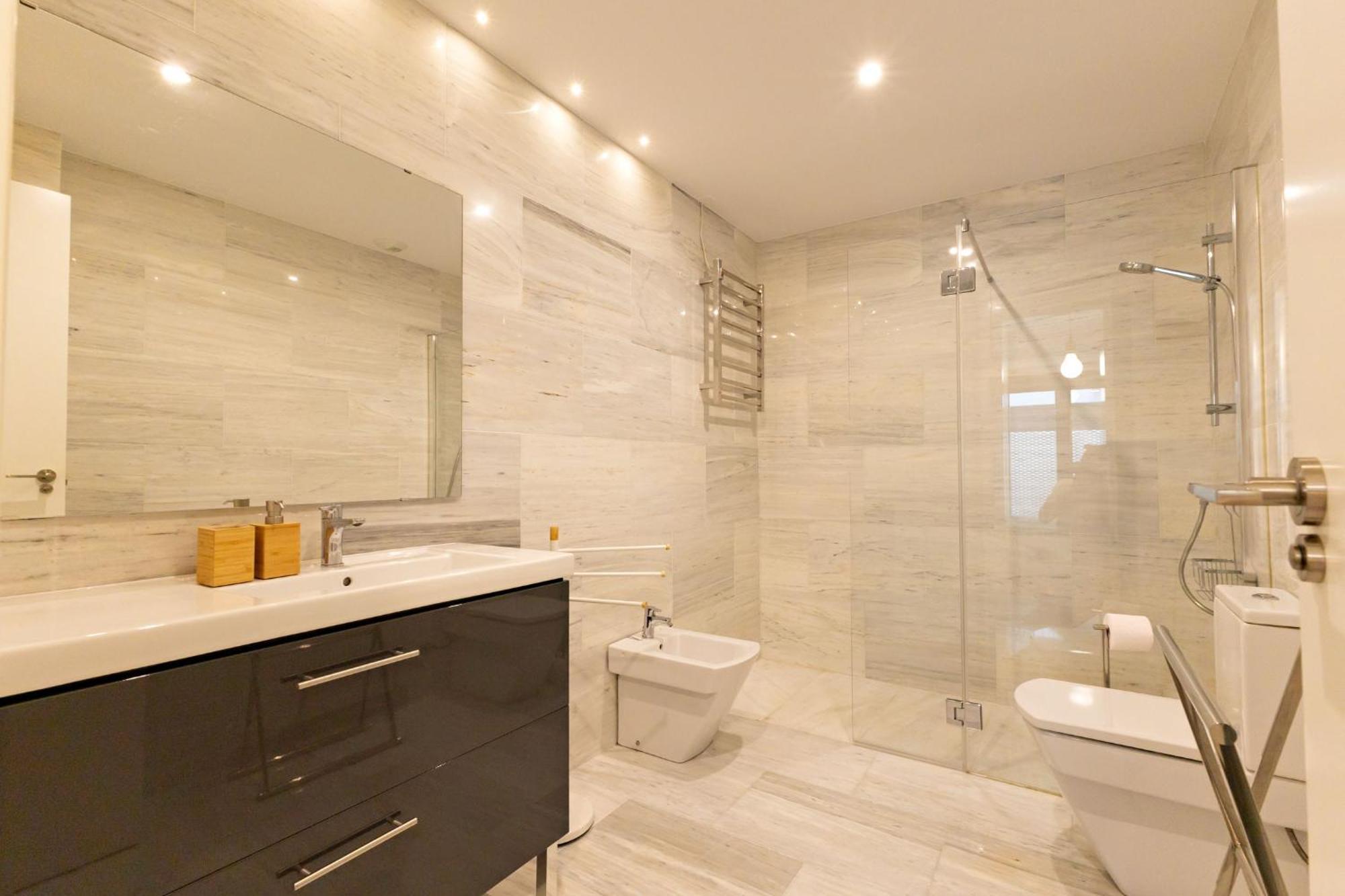 Cathedral Apartment Welcome Wheelchairs 6 Pax Sevilla Exteriör bild